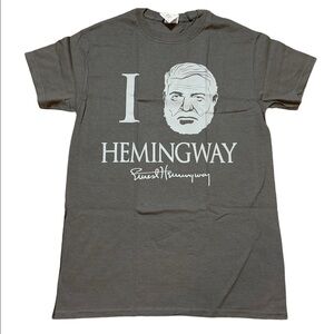 I heart Hemingway grey t shirt size small